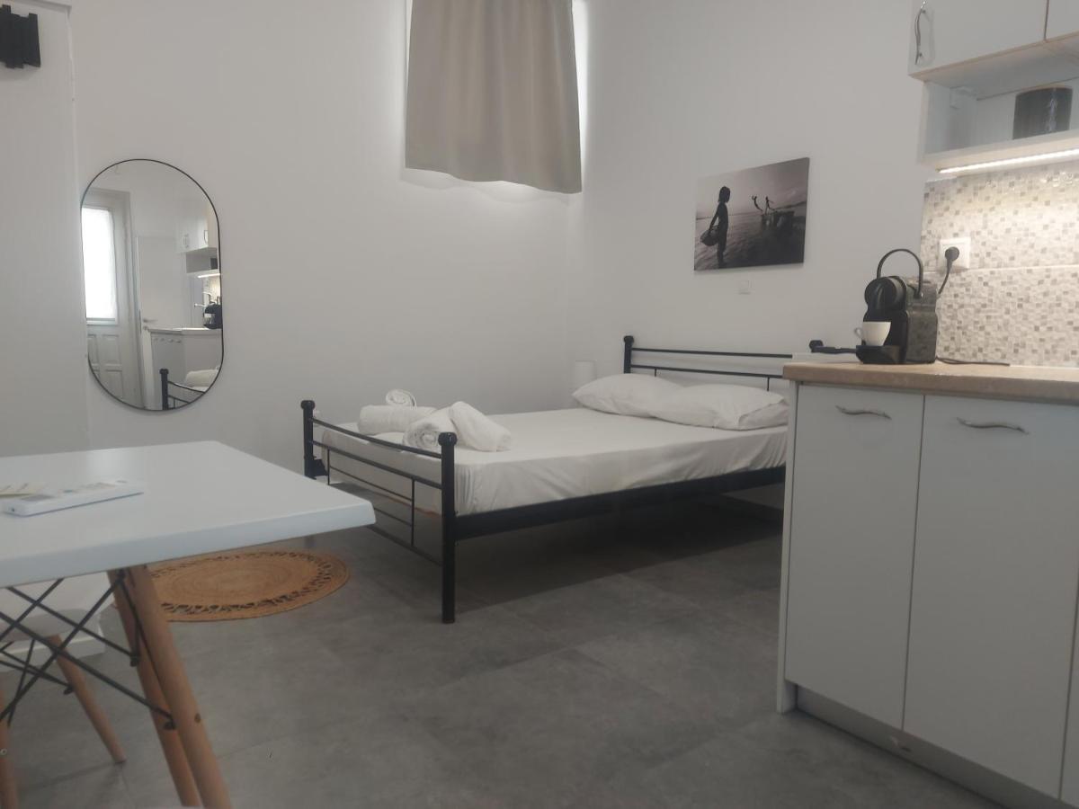 Anemela Studio Basic Naxos City Exterior foto